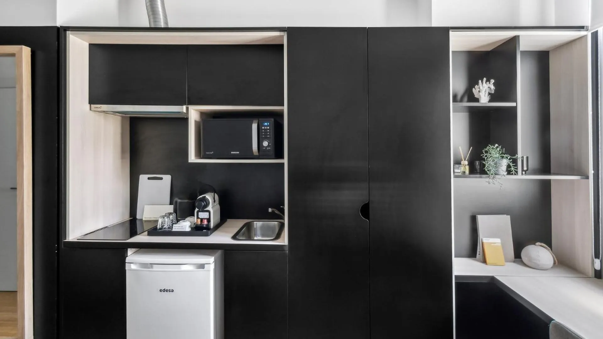 Home And Coliving Pampeluna Hotel apartamentowy