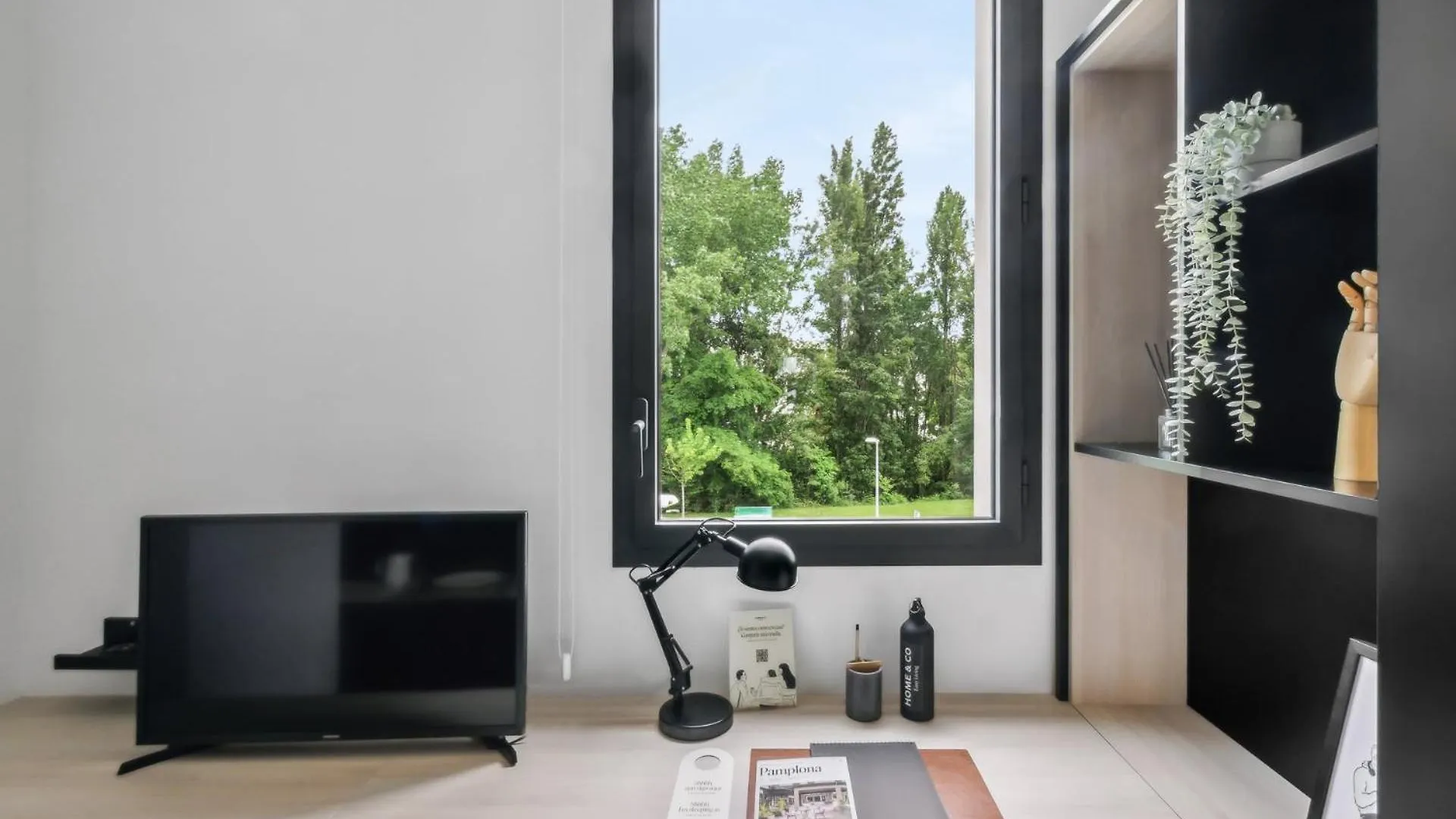 Home And Coliving Pampeluna Hotel apartamentowy