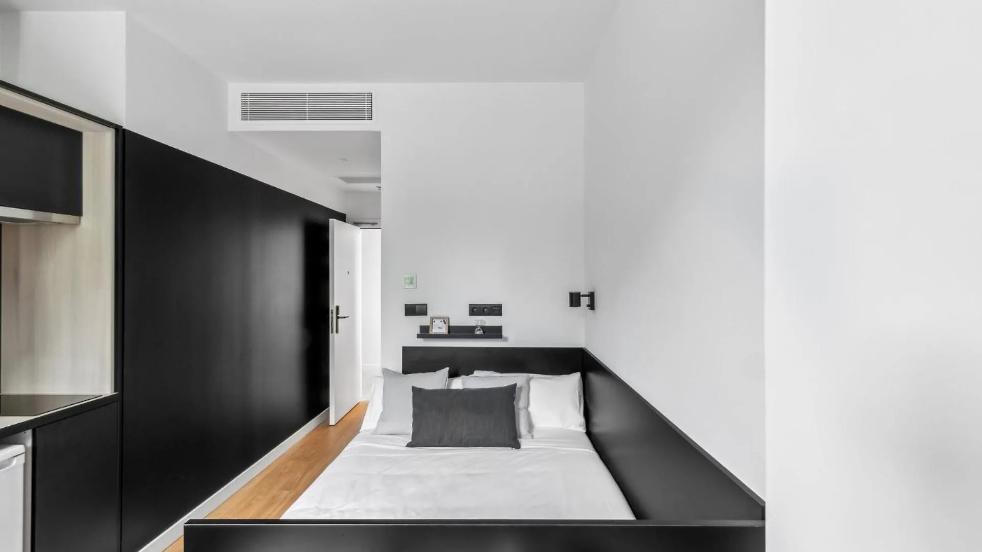 Home And Coliving Pampeluna 0*,  Hiszpania